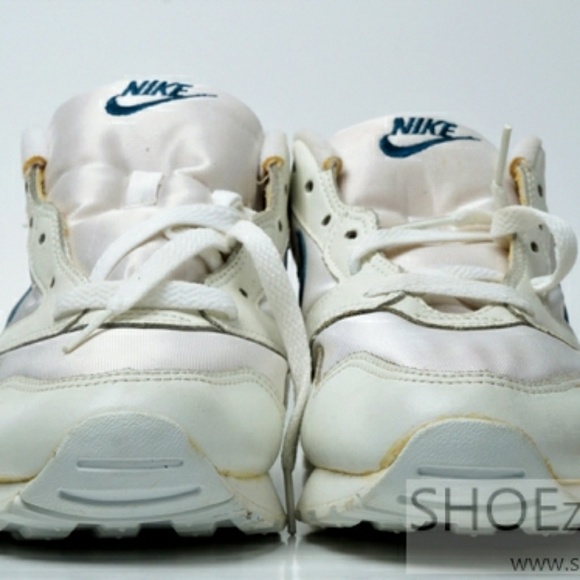 RARE Vintage Nike White 1993 (102010-131) size 9 - Picture 2 of 8